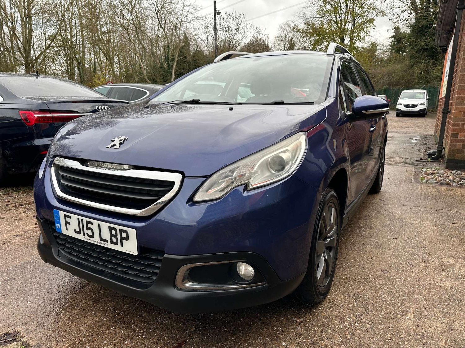 Used Peugeot 2008 2015 for sale - 76705704: Photo 12