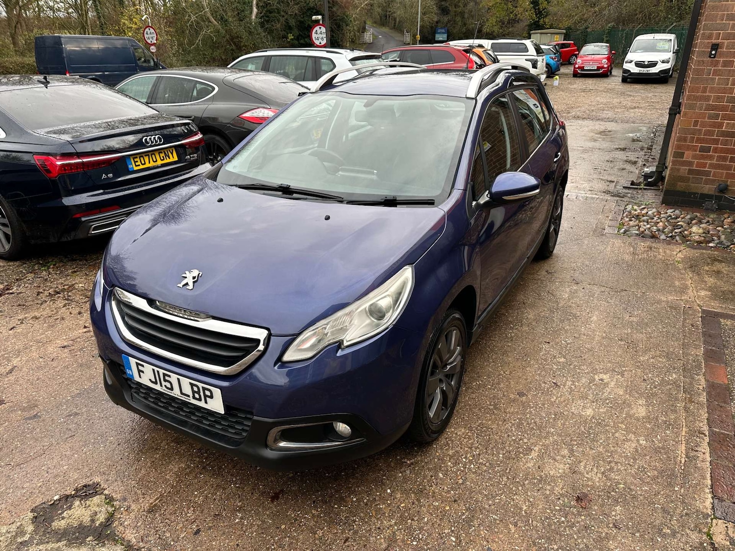 Used Peugeot 2008 2015 for sale - 76705704: Photo 13