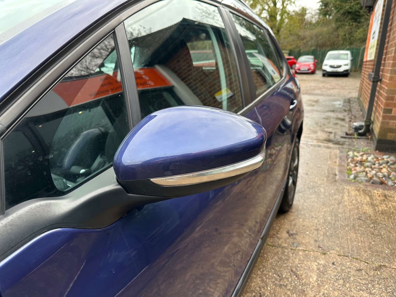 Used Peugeot 2008 2015 for sale - 76705704: Photo 14