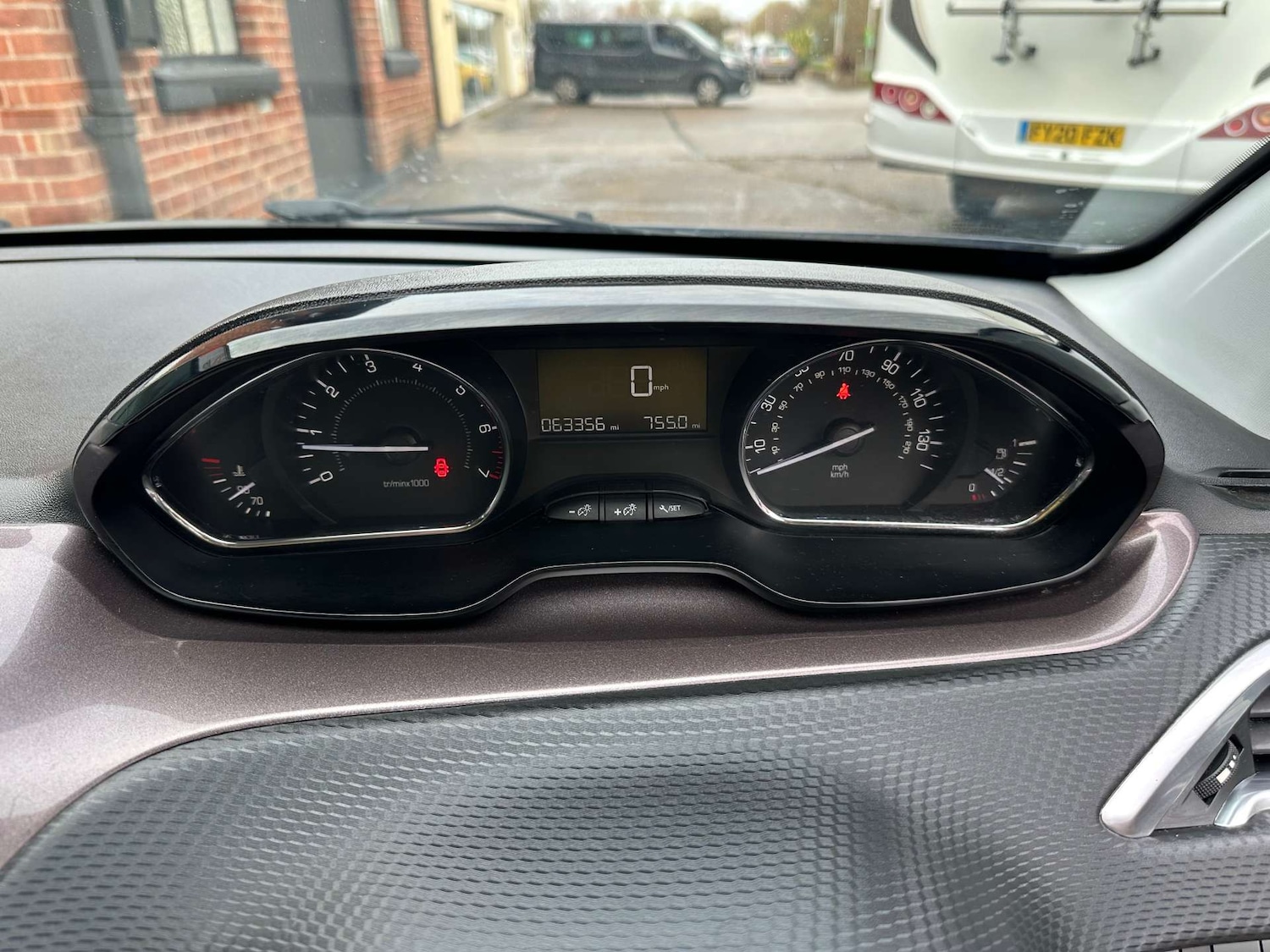 Used Peugeot 2008 2015 for sale - 76705704: Photo 24