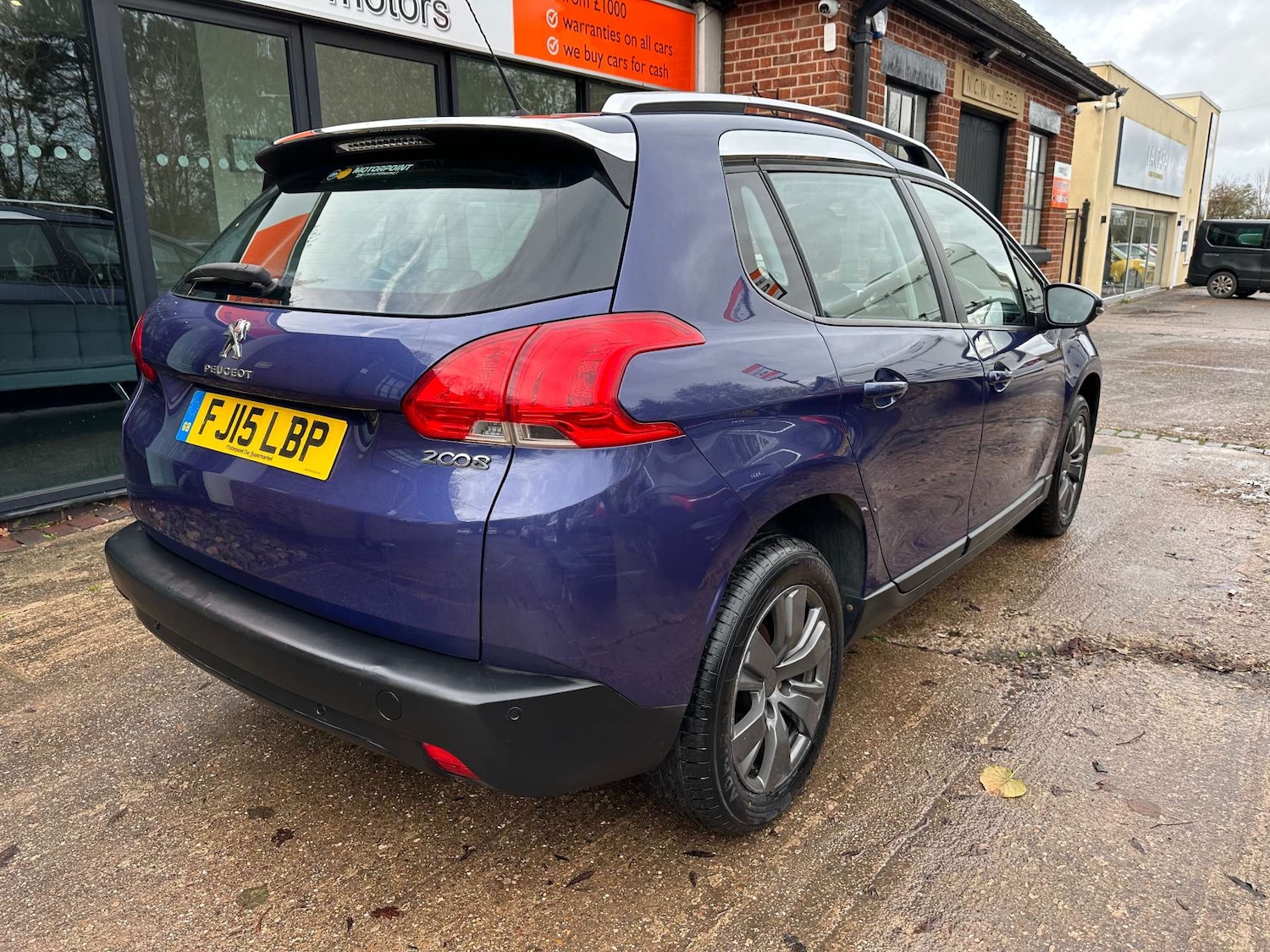 Used Peugeot 2008 2015 for sale - 76705704: Photo 6