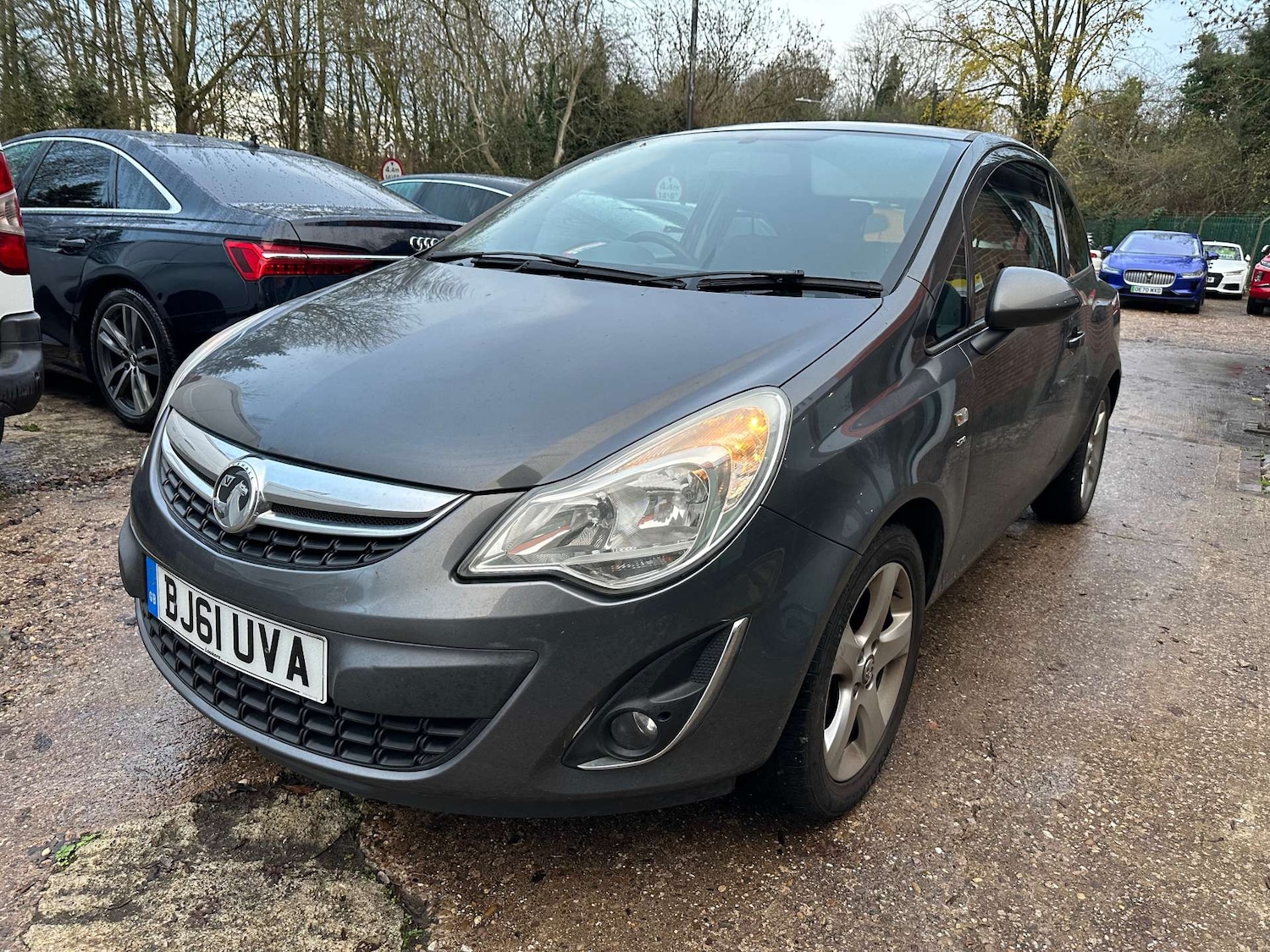 Used Vauxhall Corsa 2011 for sale - 76836459: Photo 3