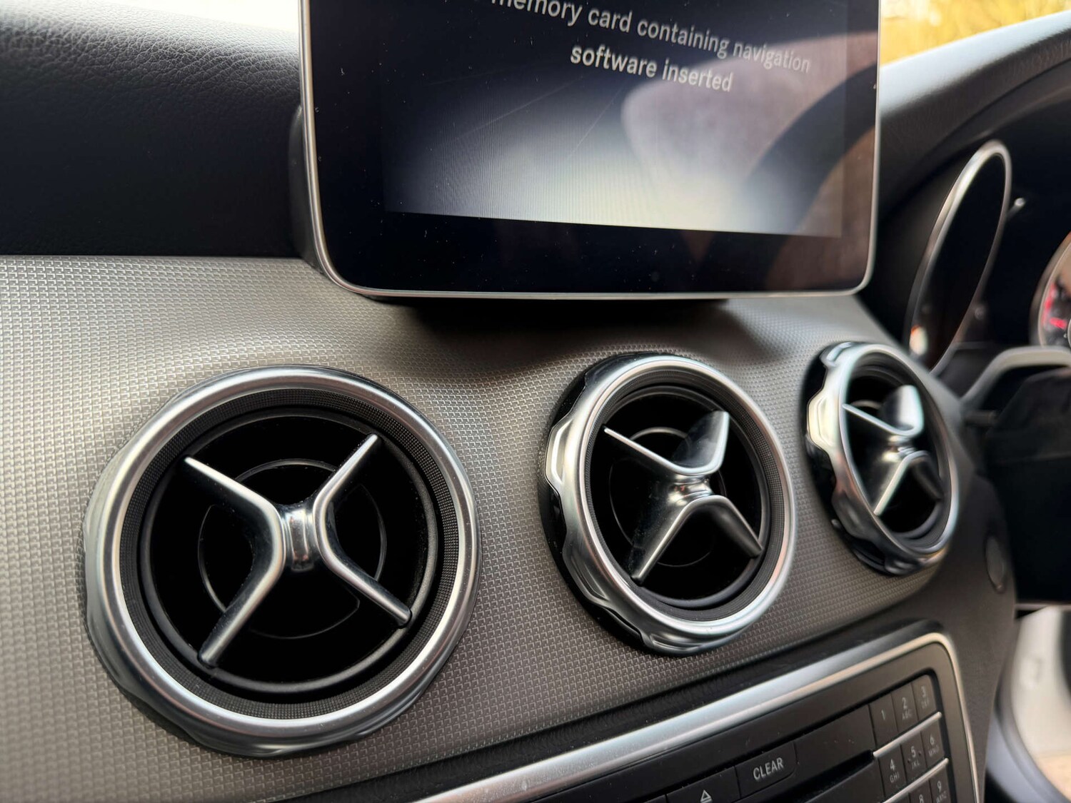 Used Mercedes-Benz GLA 2018 for sale - 77765775: Photo 24