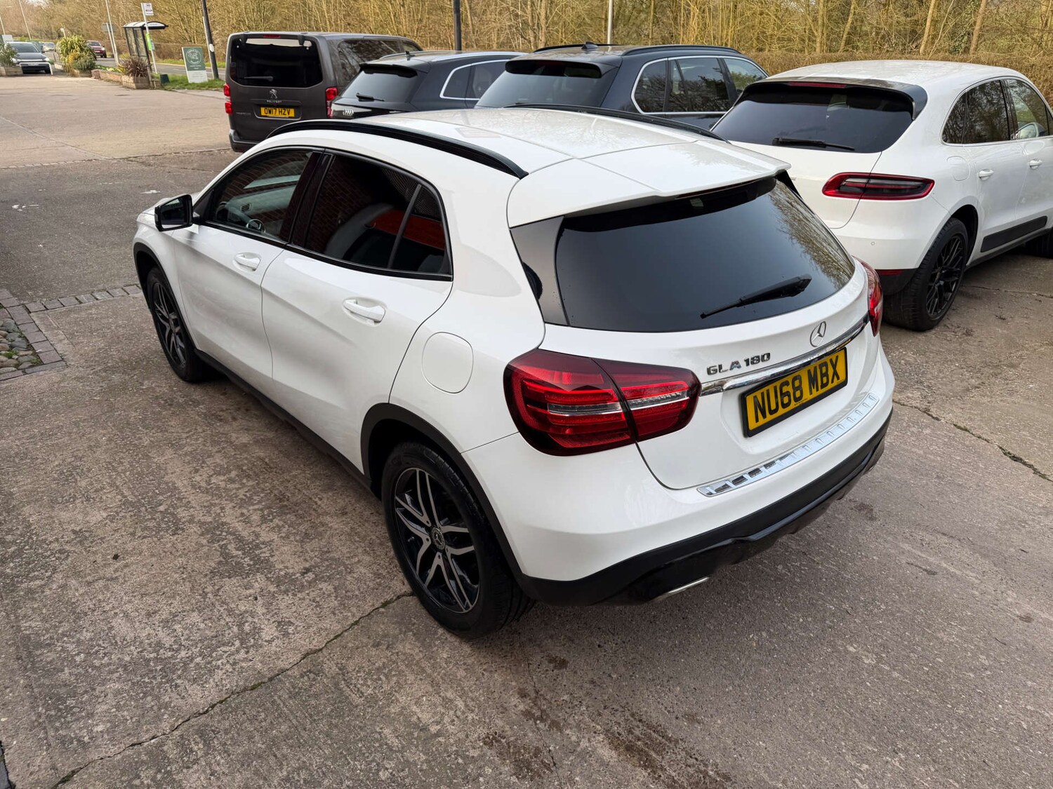 Used Mercedes-Benz GLA 2018 for sale - 77765775: Photo 9