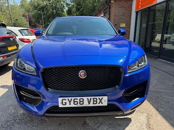 Used Jaguar F-Pace 2018 for sale - 79142663: Photo