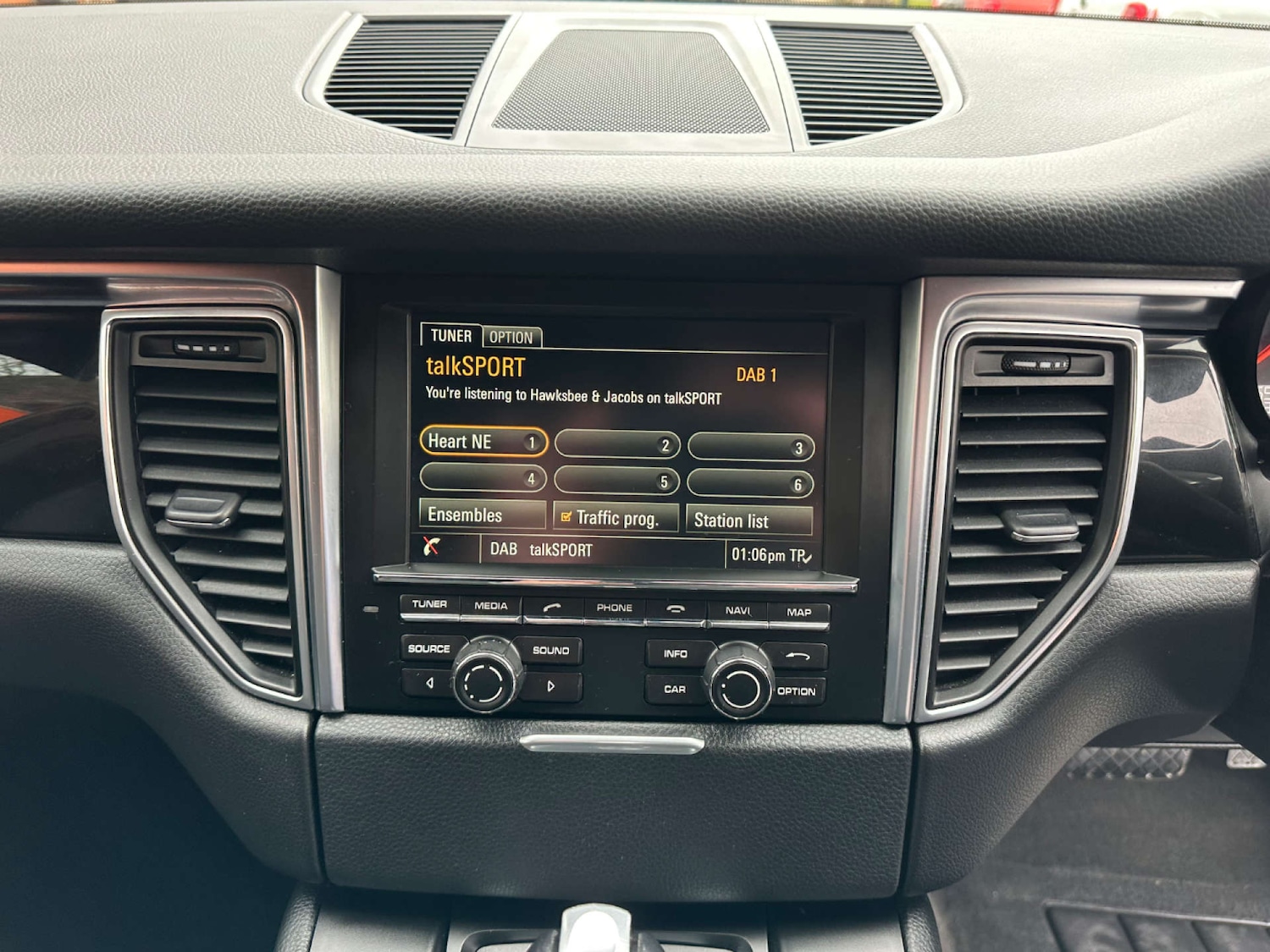 Used Porsche Macan 2015 for sale - 76278394: Photo 46