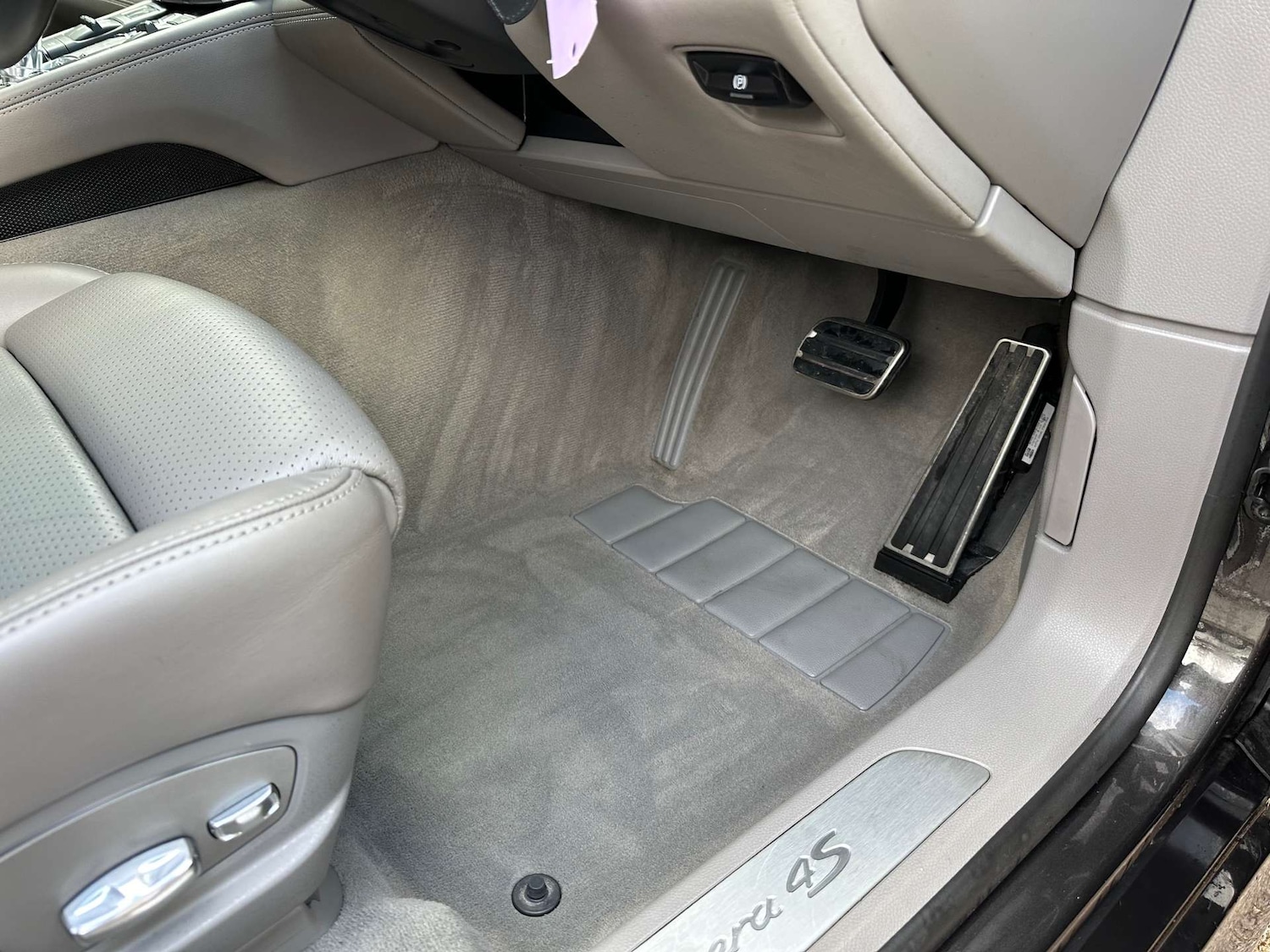 Used Porsche Panamera 2010 for sale - 76518061: Photo 27