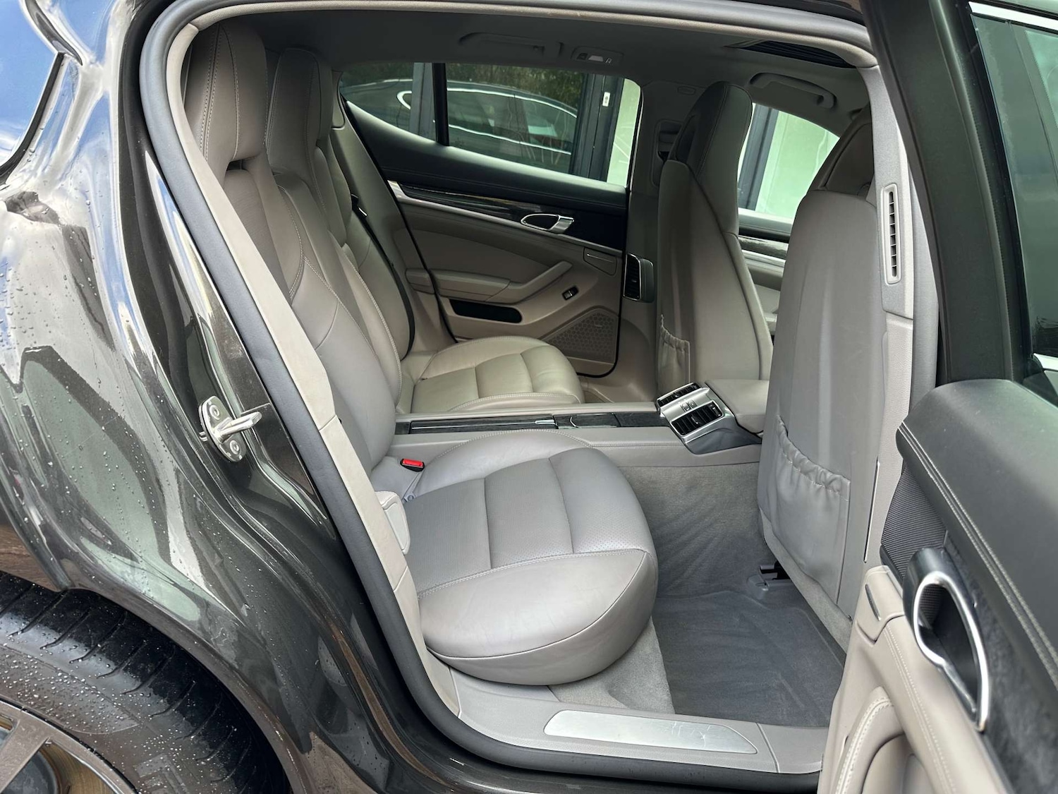 Used Porsche Panamera 2010 for sale - 76518061: Photo 34