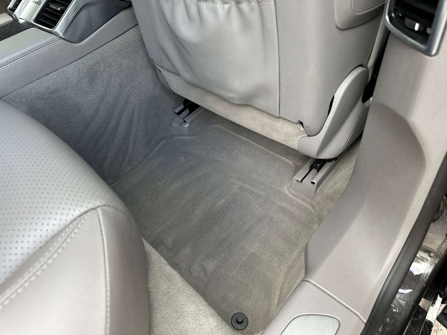 Used Porsche Panamera 2010 for sale - 76518061: Photo 35