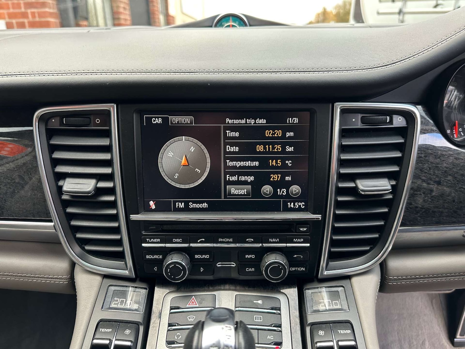 Used Porsche Panamera 2010 for sale - 76518061: Photo 44