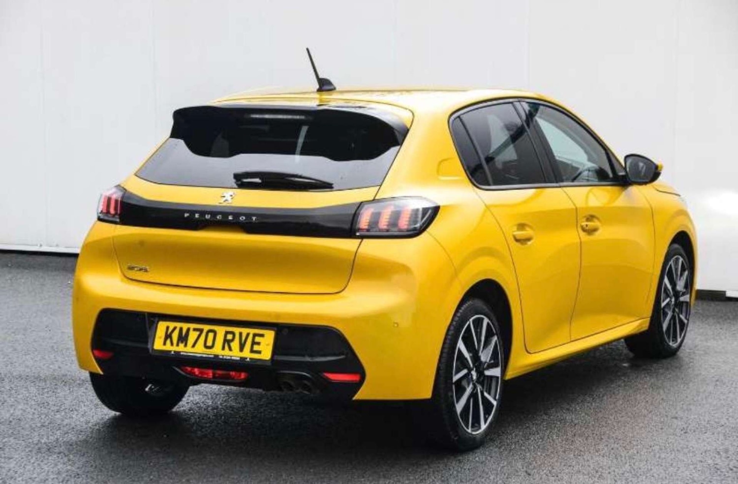 Used Peugeot 208 2020 for sale - 77380642: Photo 2