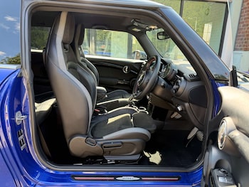 Used MINI Hatch 2020 for sale - 79542317: Photo