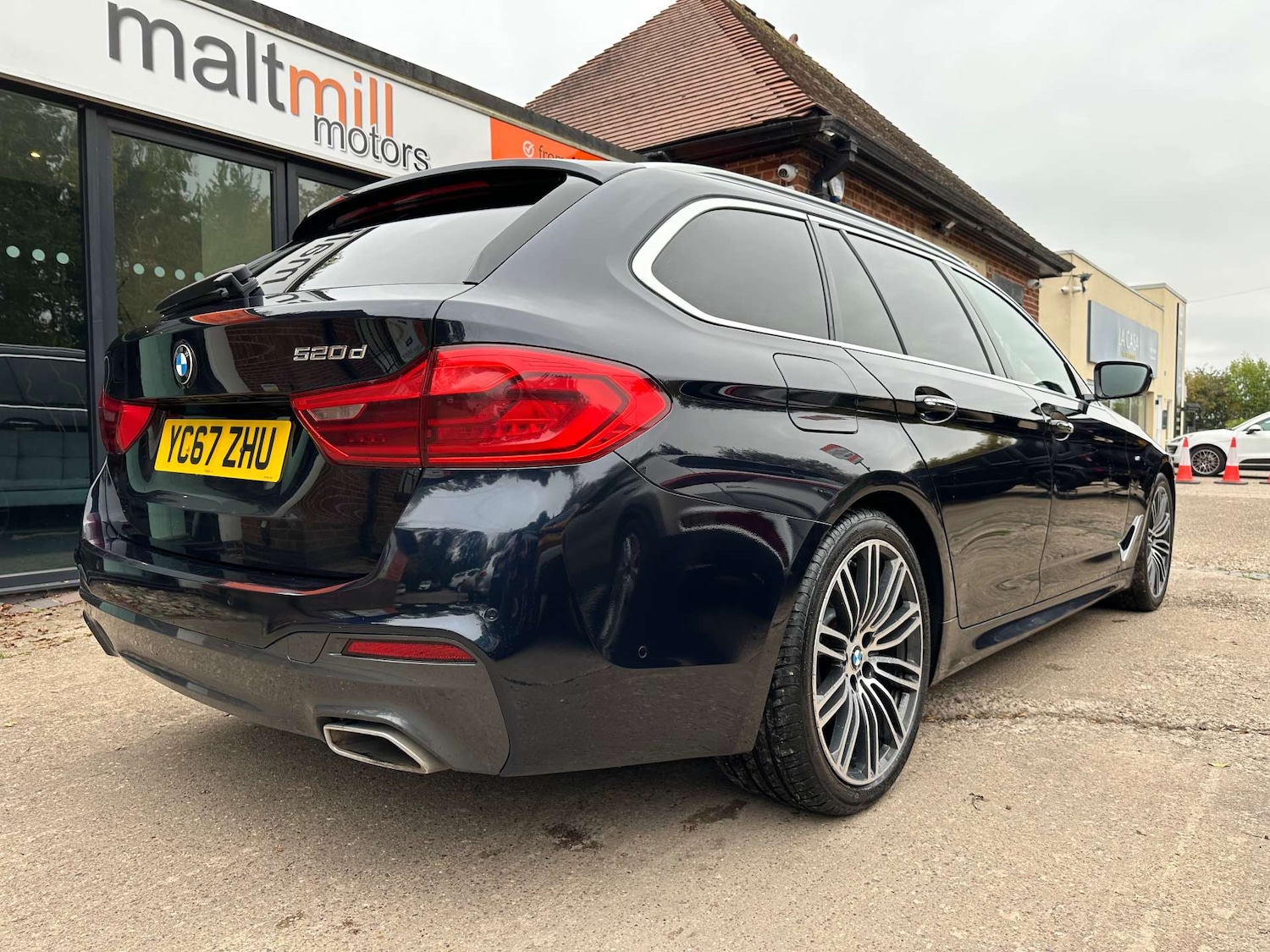 Used BMW 5 Series 2017 for sale - 76266378: Photo 3