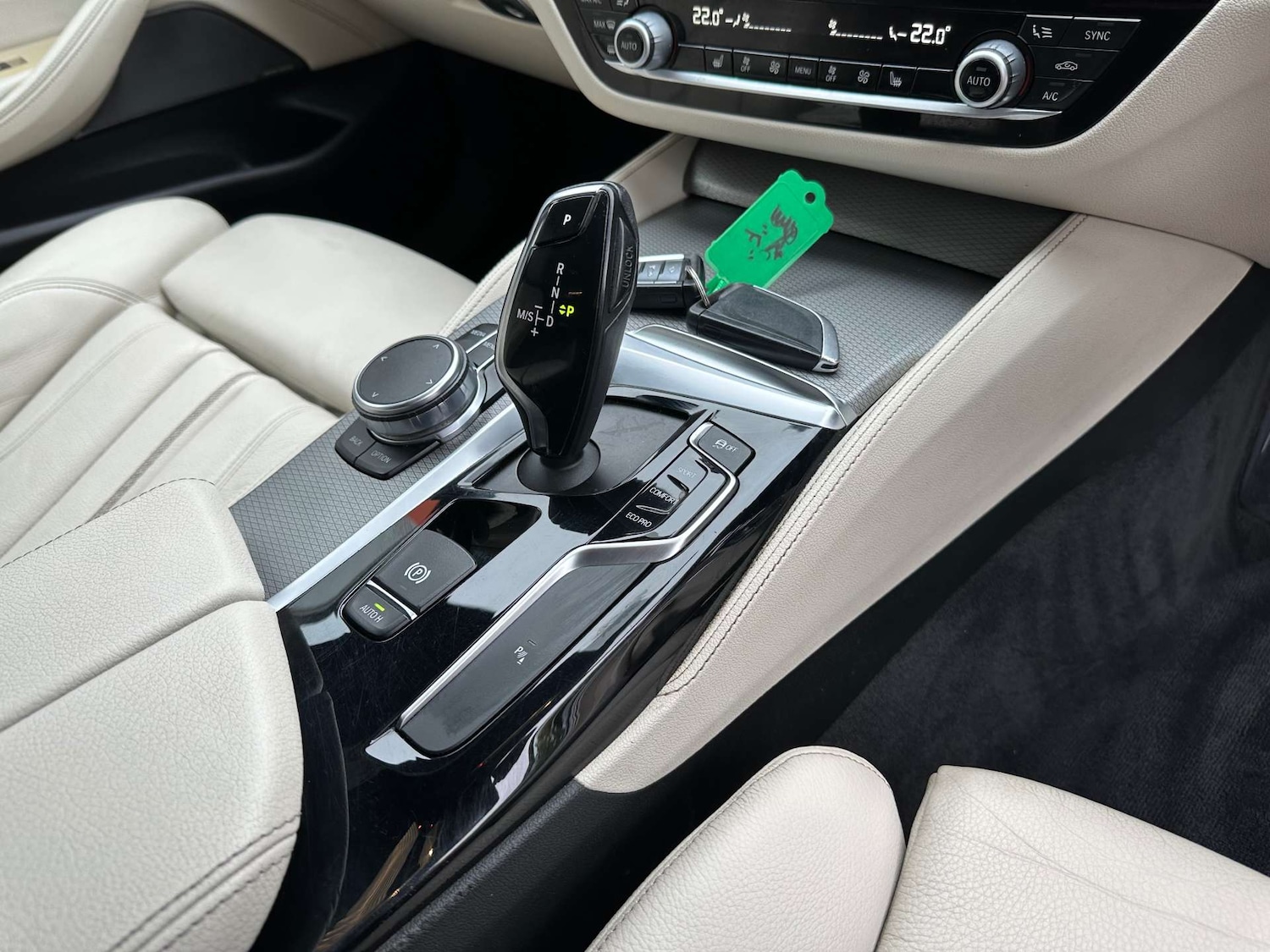 Used BMW 5 Series 2017 for sale - 76266378: Photo 39