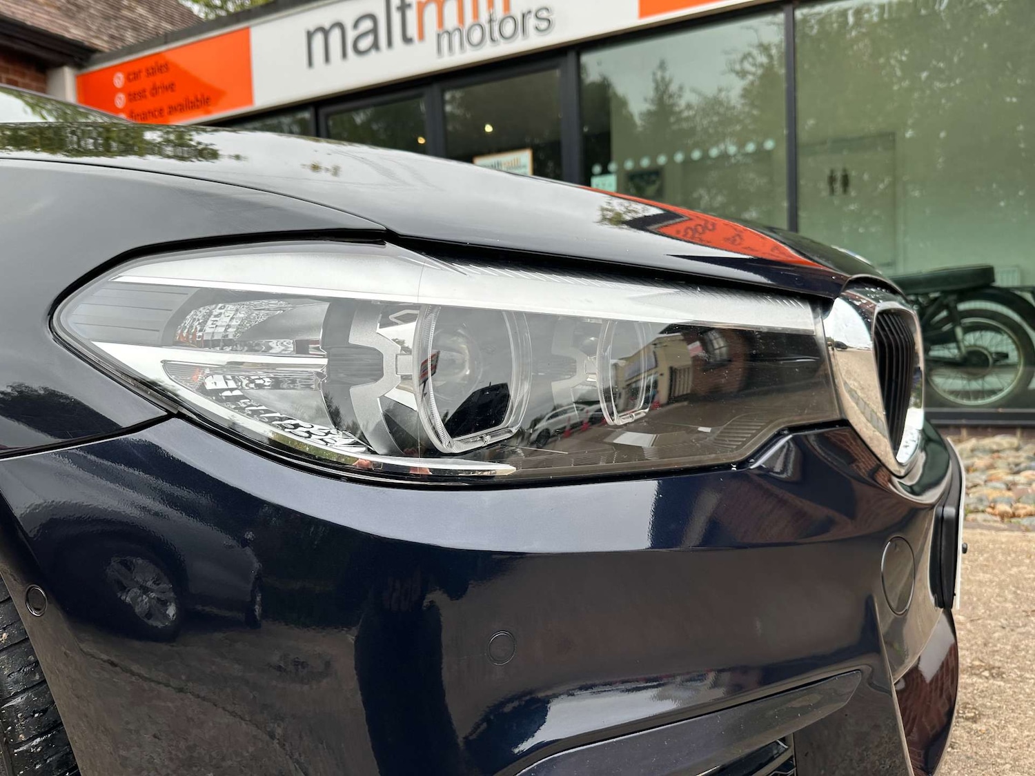 Used BMW 5 Series 2017 for sale - 76266378: Photo 9