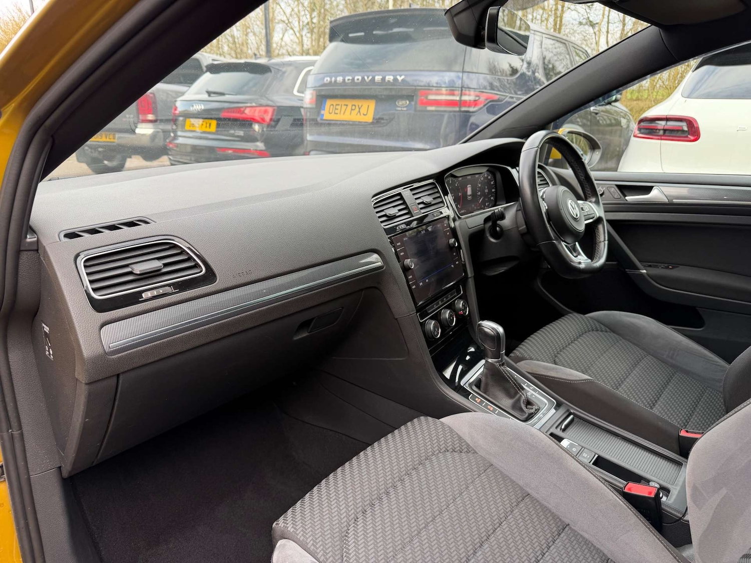 Used Volkswagen Golf 2018 for sale - 77629522: Photo 31