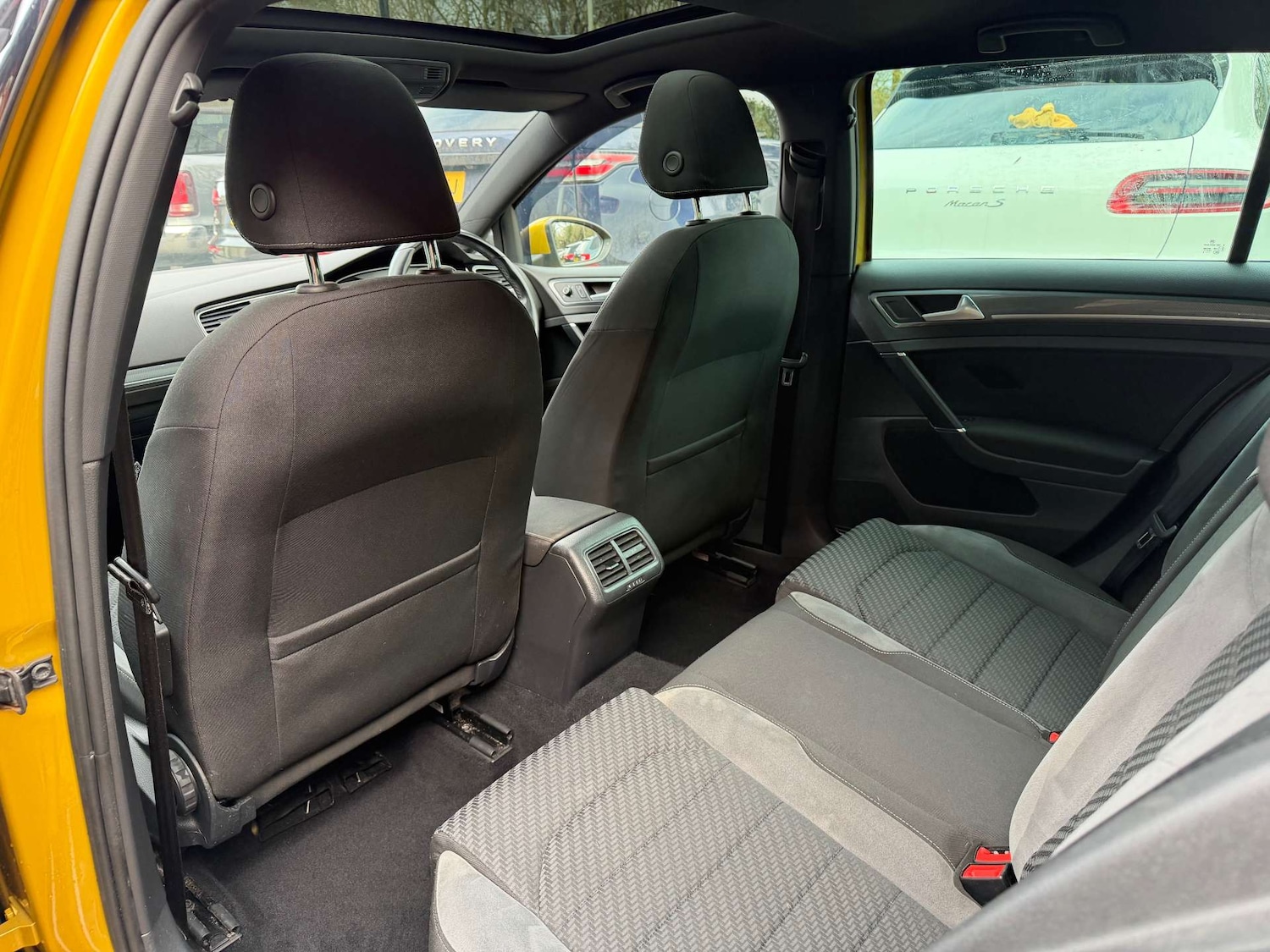 Used Volkswagen Golf 2018 for sale - 77629522: Photo 32