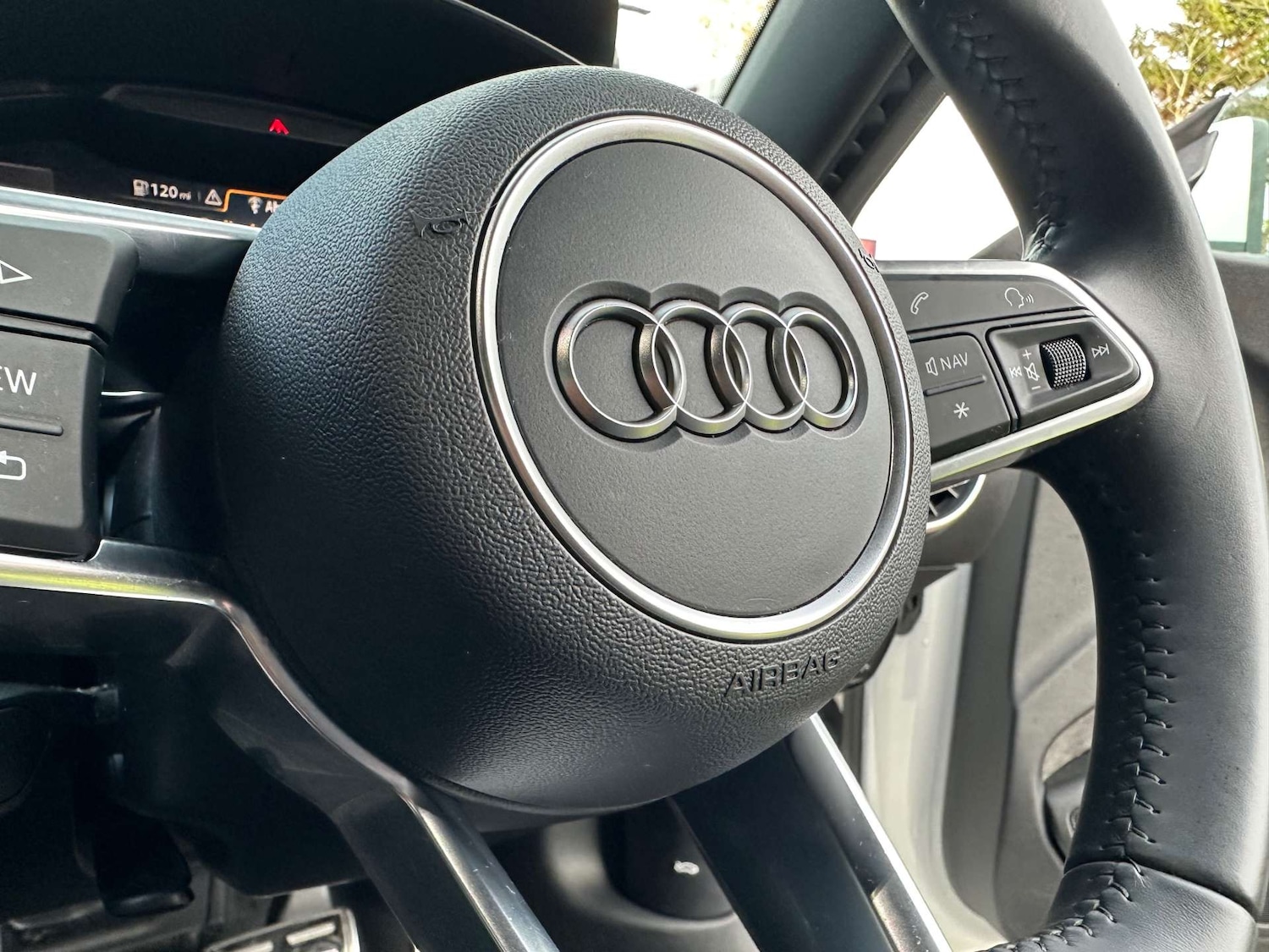 Used Audi TT 2020 for sale - 76829926: Photo 39