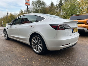 Used Tesla Model 3 2020 for sale - 76402703: Photo