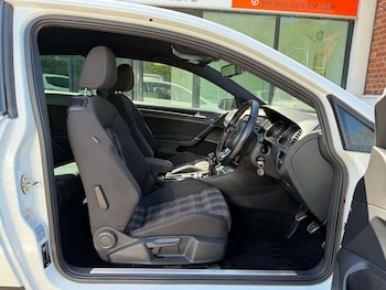 Used Volkswagen Golf 2015 for sale - 78333282: Photo