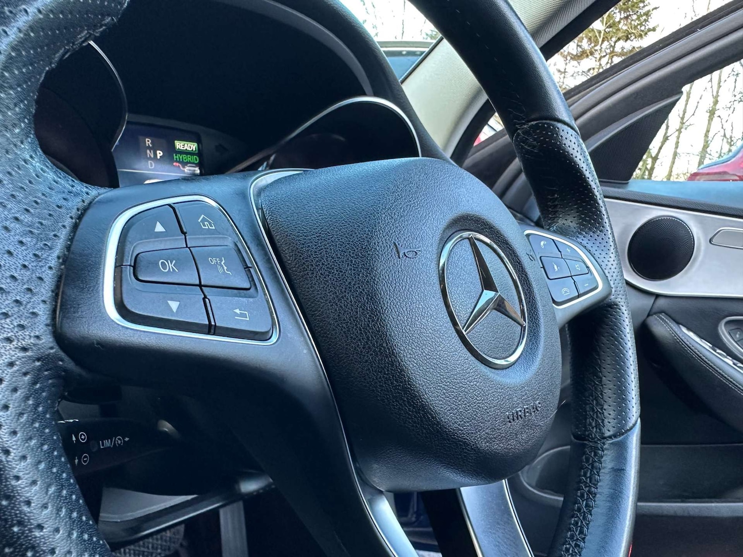 Used Mercedes-Benz C Class 2018 for sale - 77312229: Photo 35