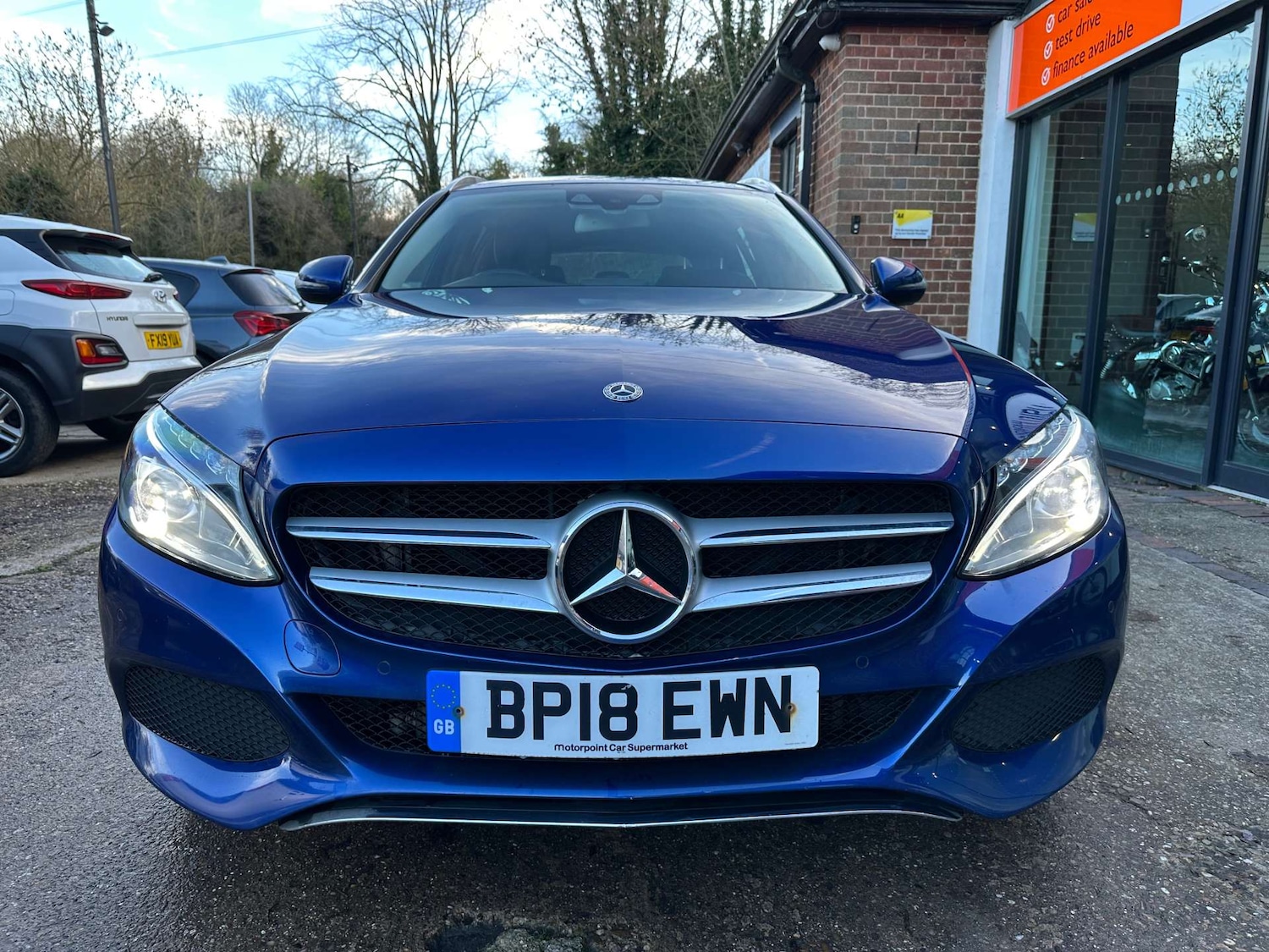 Used Mercedes-Benz C Class 2018 for sale - 77312229: Photo 4