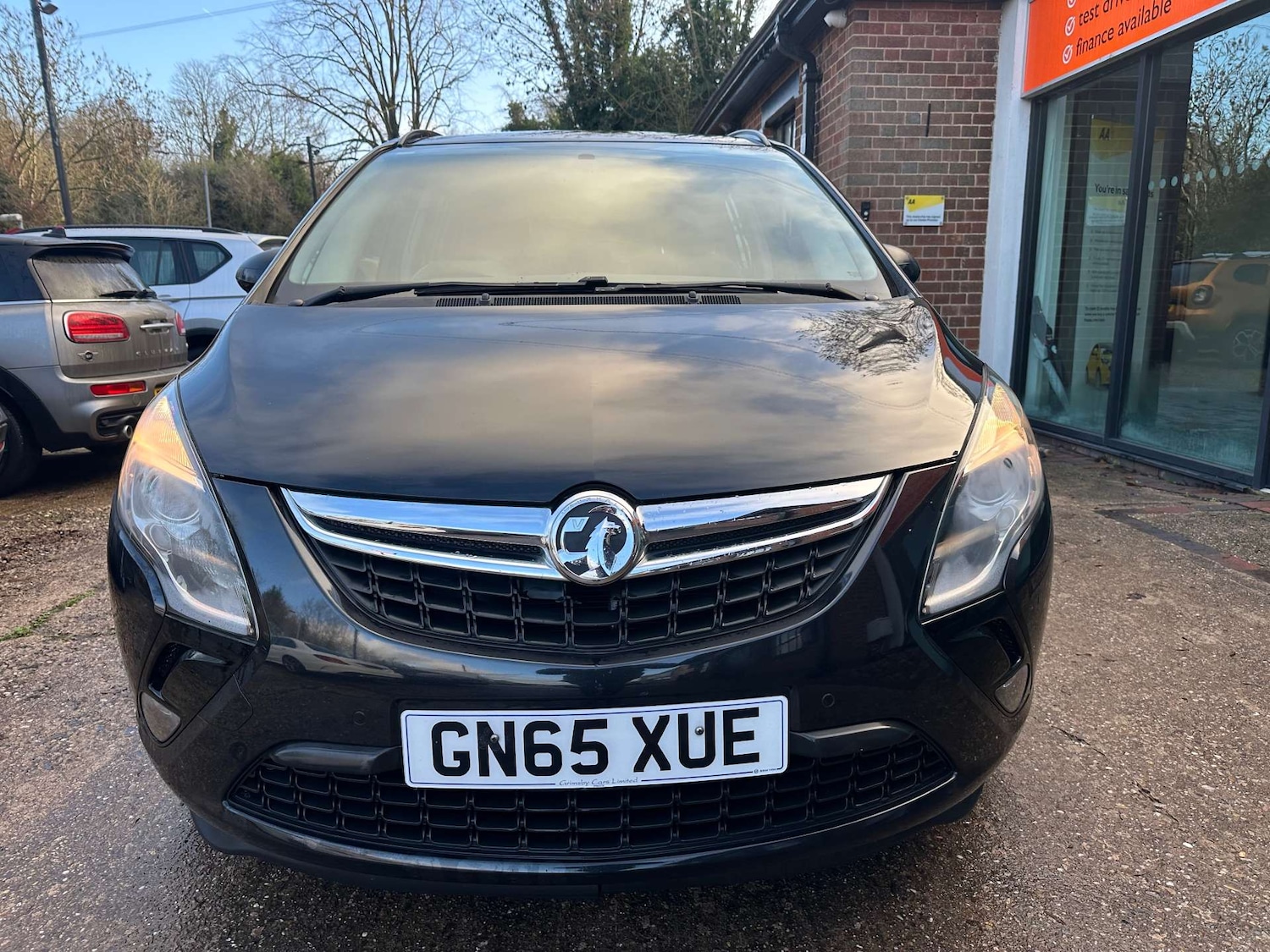 Used Vauxhall Zafira Tourer 2015 for sale - 77687380: Photo 2