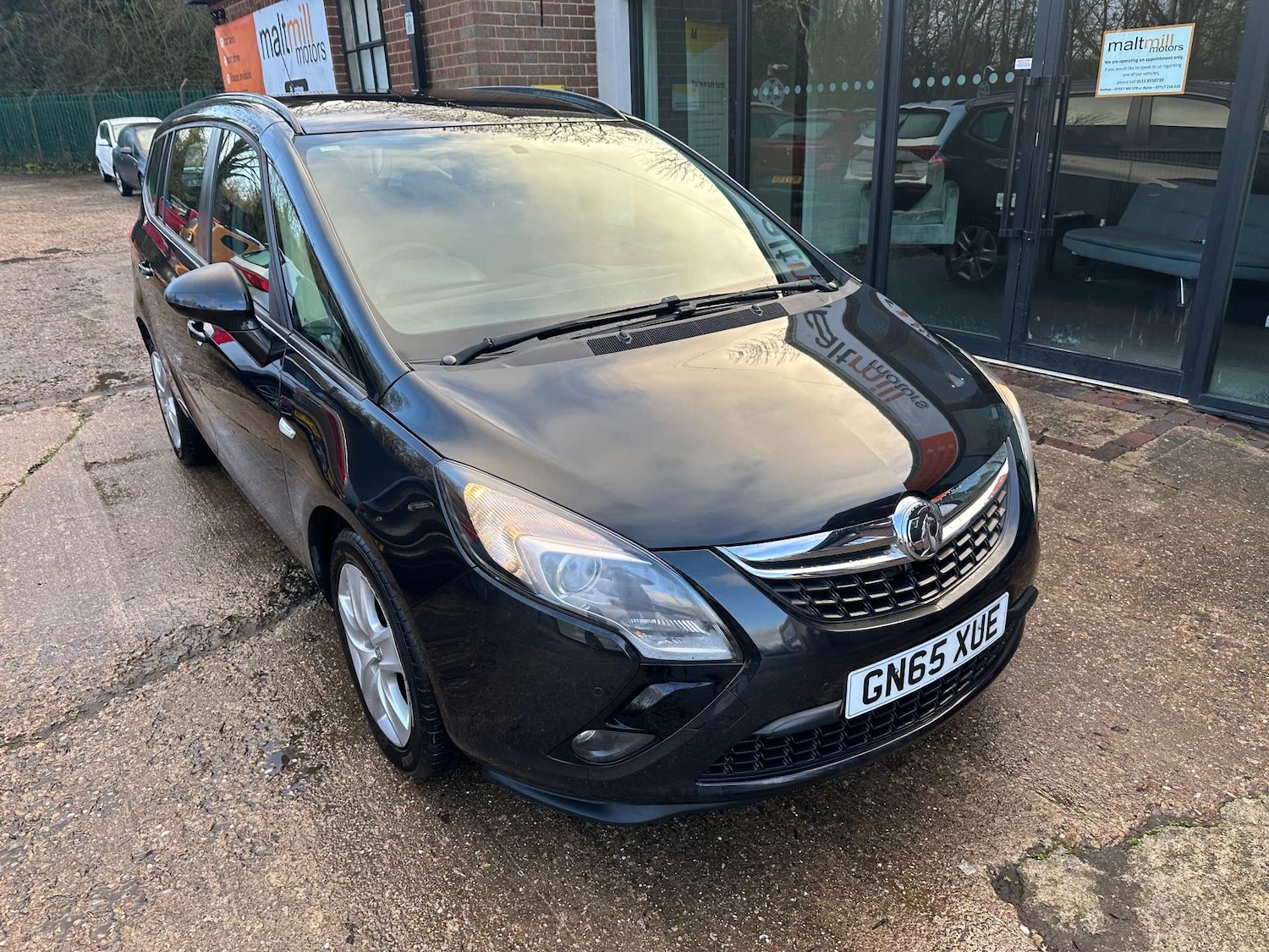 Used Vauxhall Zafira Tourer 2015 for sale - 77687380: Photo 3