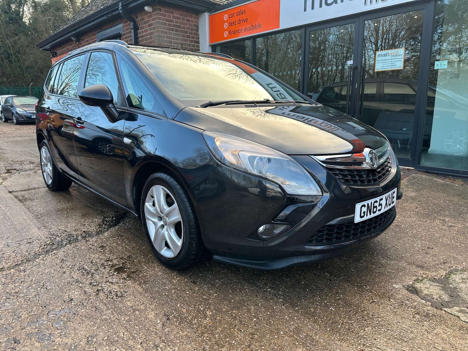 Used Vauxhall Zafira Tourer 2015 for sale - 77687380: Photo 4