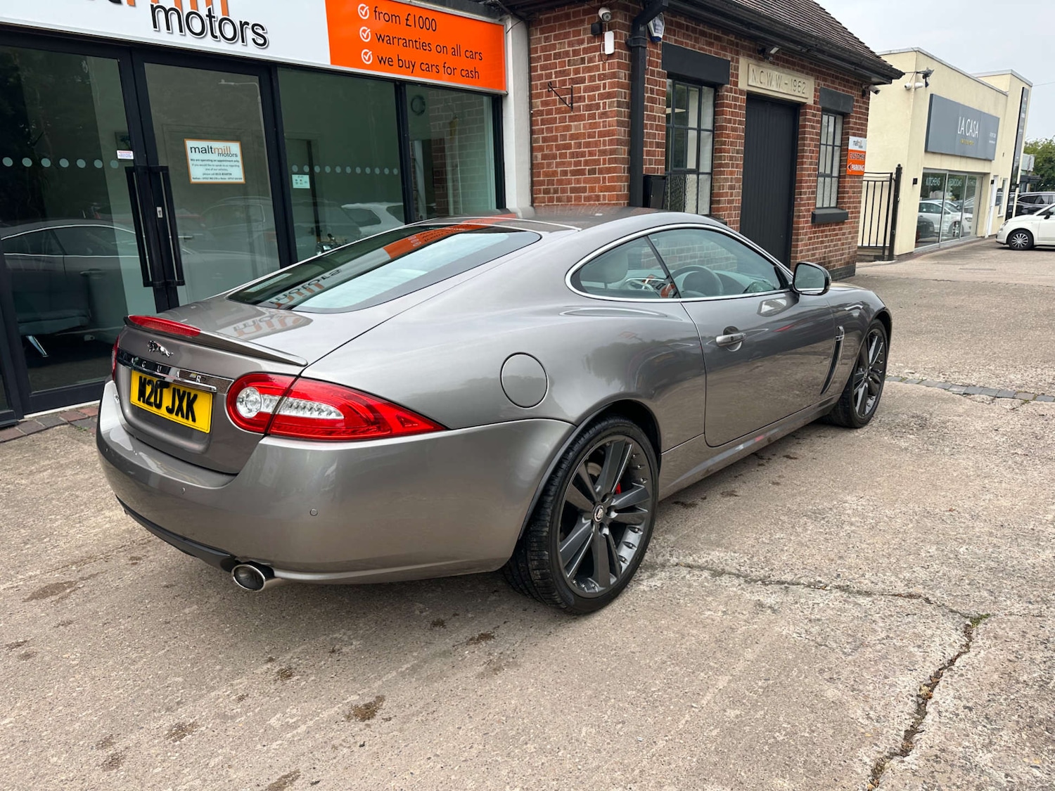 Used Jaguar XK 2010 for sale - 76278368: Photo 15