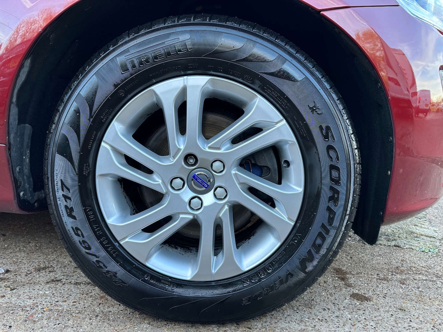 Used Volvo XC60 2015 for sale - 76637977: Photo 6