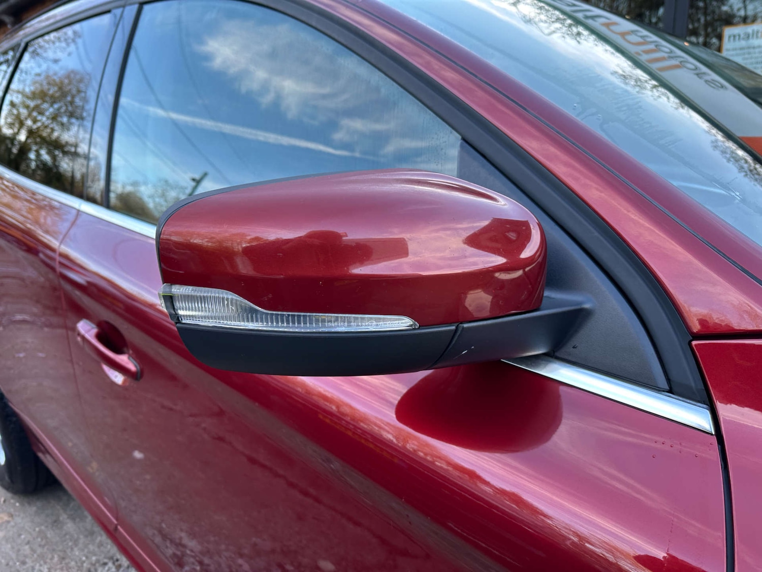 Used Volvo XC60 2015 for sale - 76637977: Photo 7