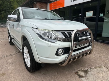 Mitsubishi - L200
