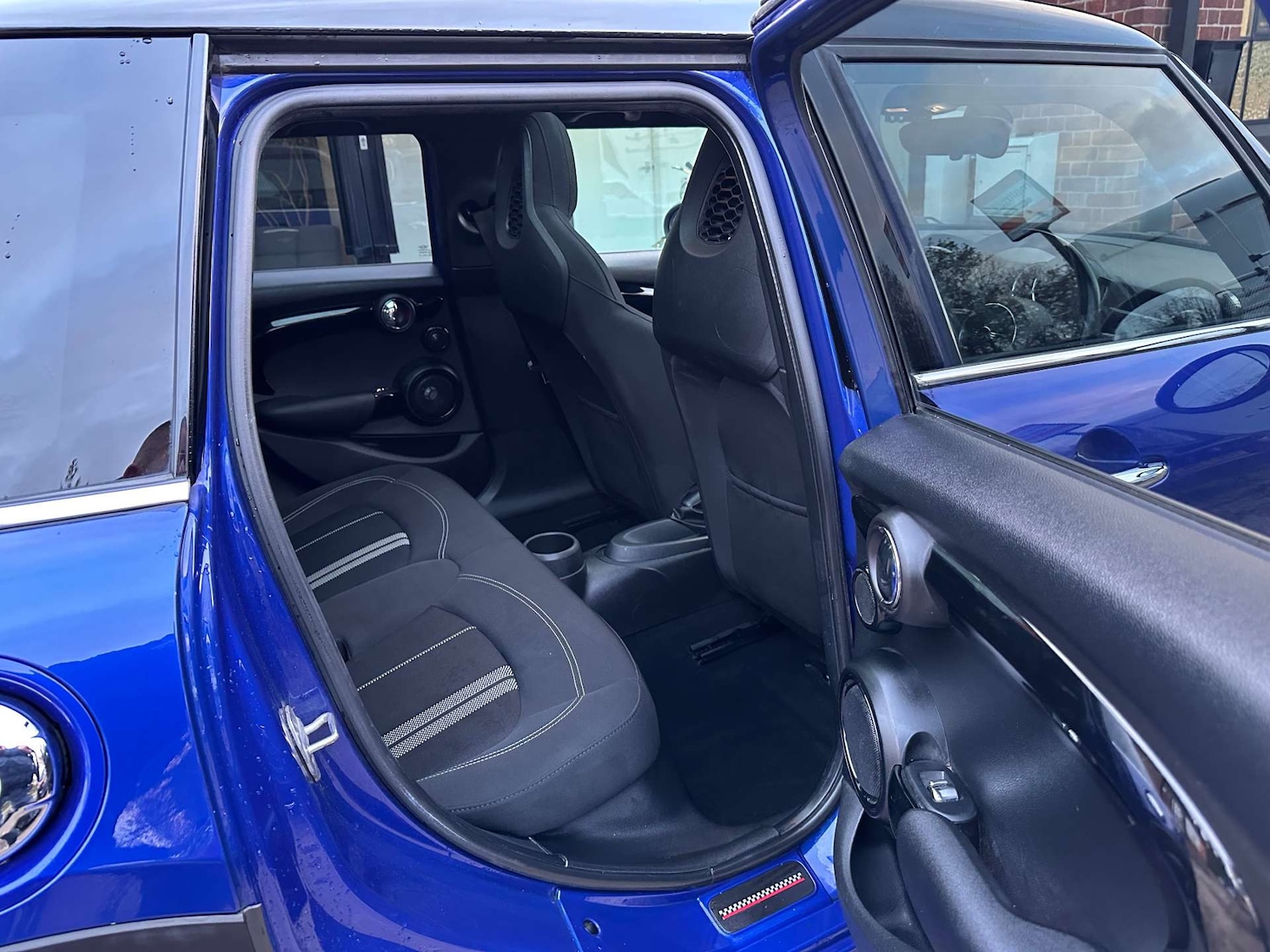 Used MINI Hatch 2018 for sale - 76618878: Photo 28