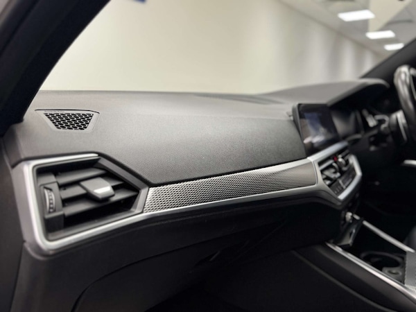 Used BMW 3 Series 2019 for sale - 75698002: Photo 23