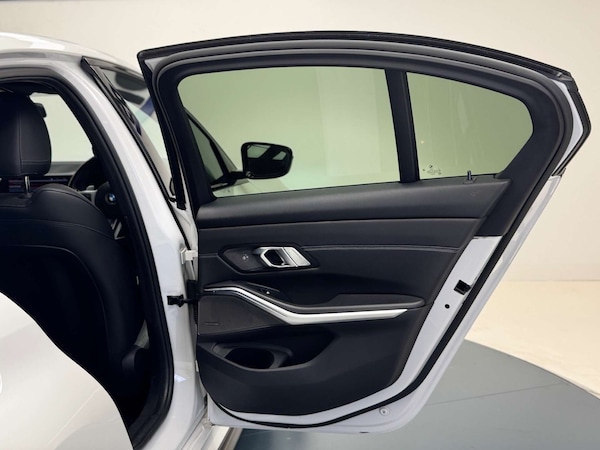 Used BMW 3 Series 2019 for sale - 75698002: Photo 26