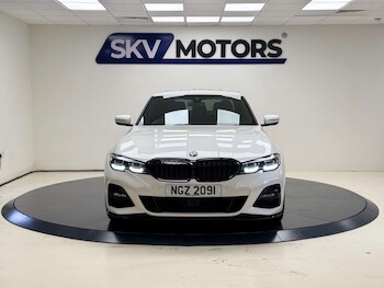 Used BMW 3 Series 2019 for sale - 75698002: Photo