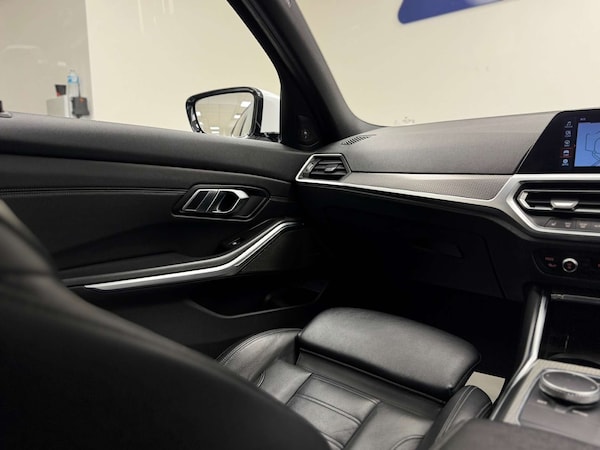 Used BMW 3 Series 2019 for sale - 75698002: Photo 30