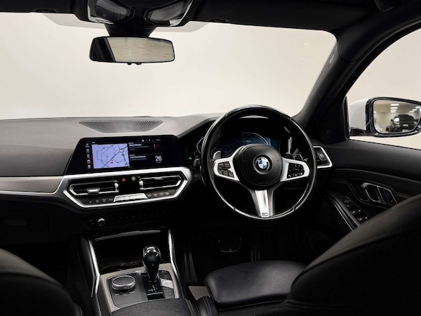 Used BMW 3 Series 2019 for sale - 75698002: Photo 4