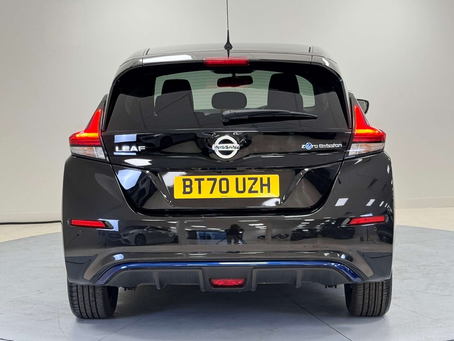 Used Nissan Leaf 2020 for sale - 76451744: Photo 10