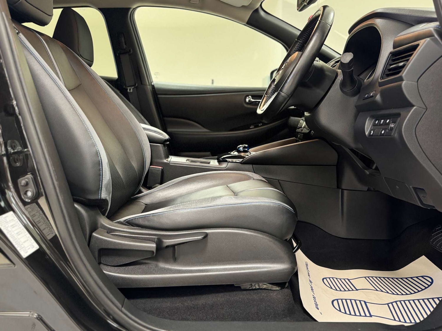 Used Nissan Leaf 2020 for sale - 76451744: Photo 15