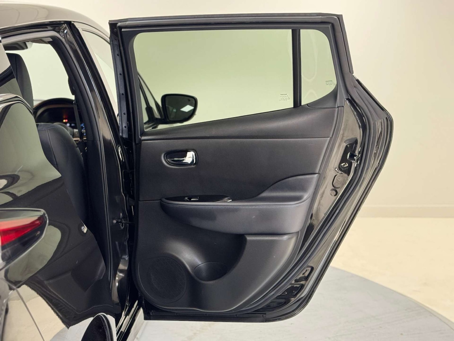 Used Nissan Leaf 2020 for sale - 76451744: Photo 27