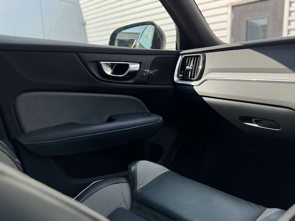Used Volvo S60 2021 for sale - 74964856: Photo 17