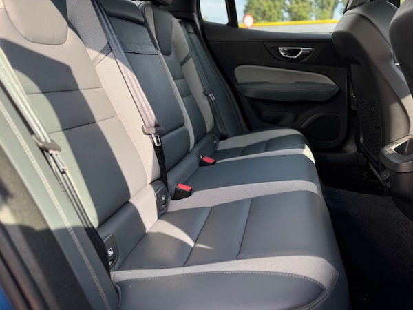 Used Volvo S60 2021 for sale - 74964856: Photo 28