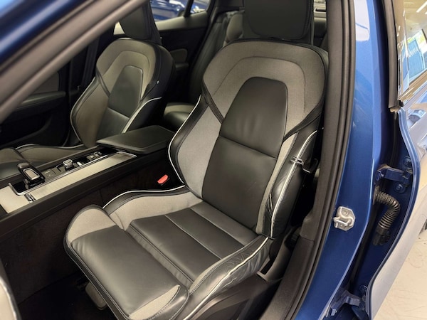 Used Volvo S60 2021 for sale - 74964856: Photo 65