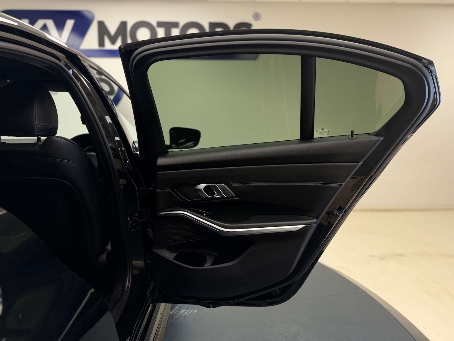 Used BMW 3 Series 2019 for sale - 77289451: Photo 29