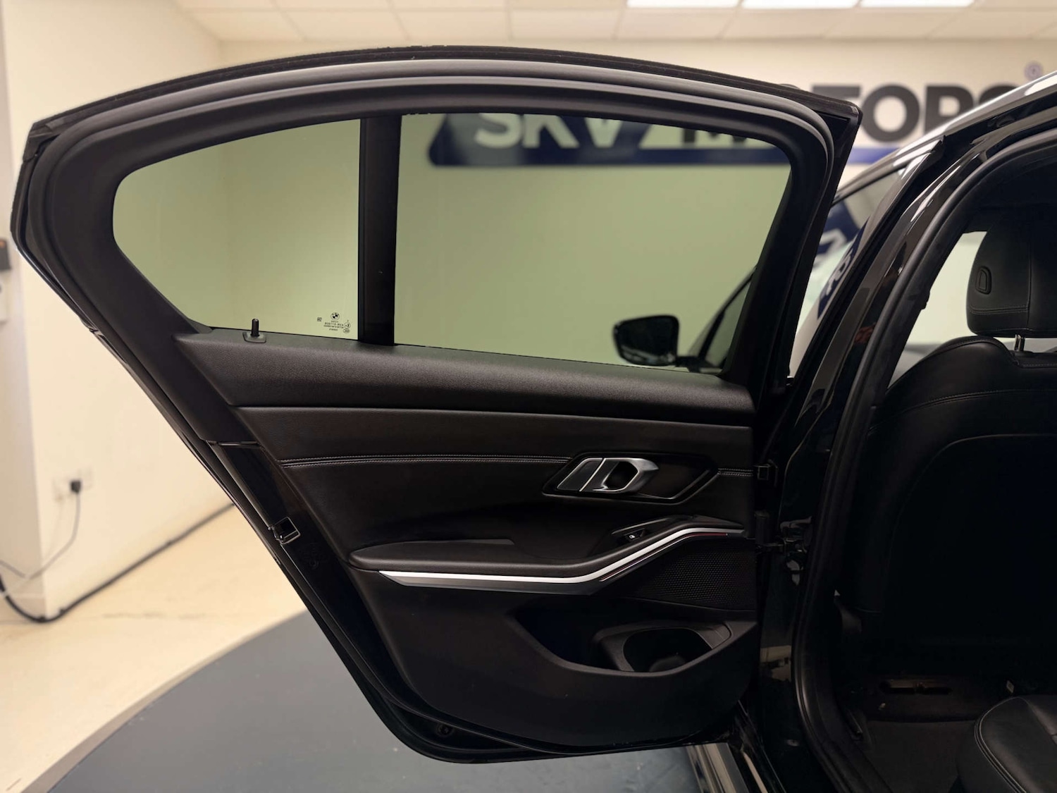 Used BMW 3 Series 2019 for sale - 77289451: Photo 30