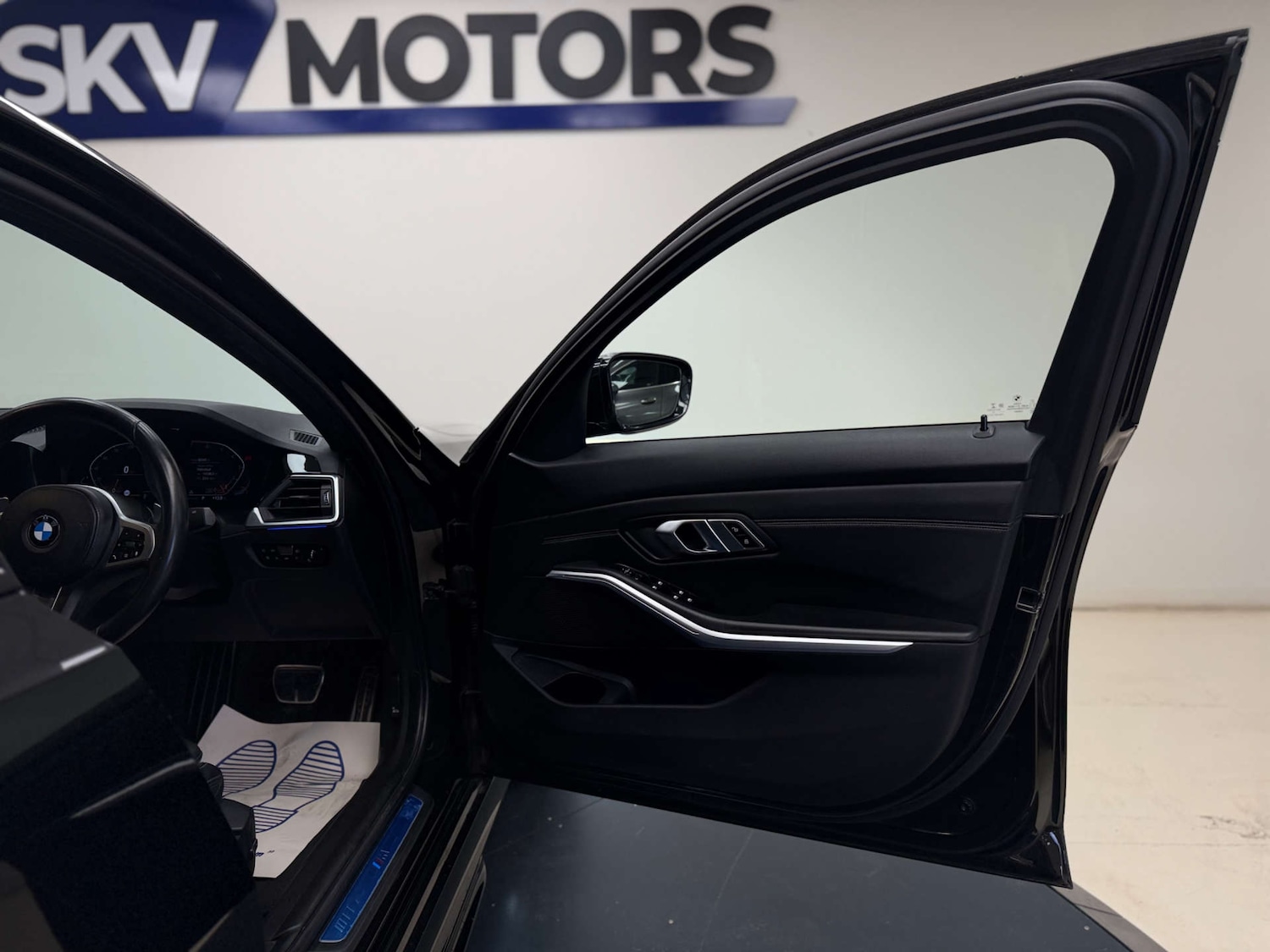 Used BMW 3 Series 2019 for sale - 77289451: Photo 32