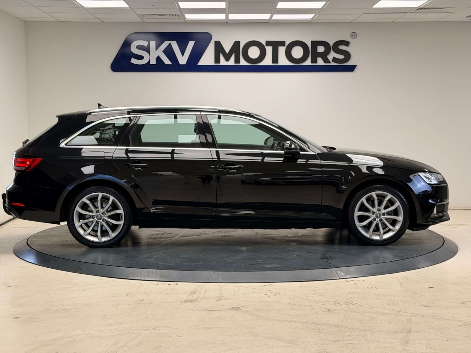 Used Audi A4 2019 for sale - 77984290: Photo 12