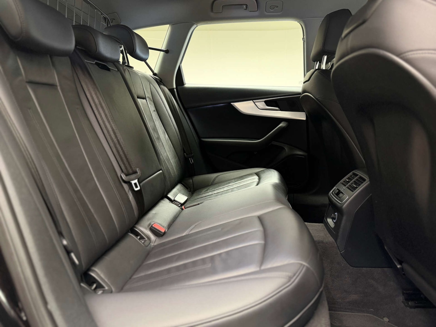 Used Audi A4 2019 for sale - 77984290: Photo 18